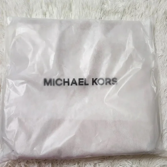 Michael Kors Blush Pink Leather Tote Shoulder Bag - Picture 3 of 10